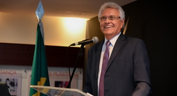 Caiado inaugura Vapt Vupt no Detran e anuncia novo programa de educação para trânsito